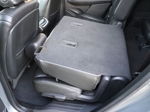 Used 2023 Cadillac XT6 Premium Luxury image 27