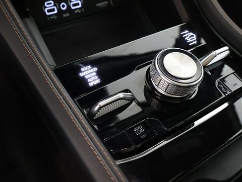 Used 2023 Jeep Grand Cherokee Summit AWD/4WD image 67