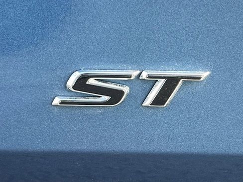 New 2026 Buick Encore GX Sport Touring w/ Comfort Package image 2