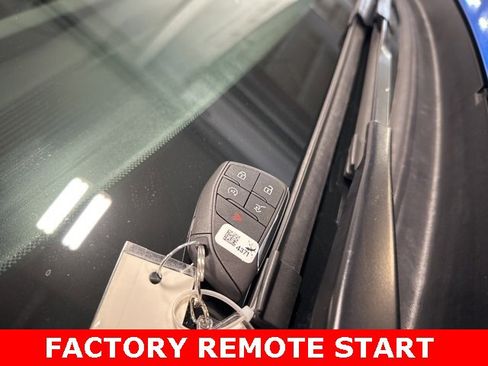 Used 2024 Chevrolet Equinox EV LT image 40