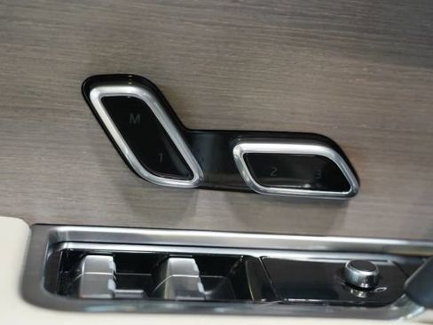 Used 2024 Land Rover Range Rover SE AWD/4WD image 27