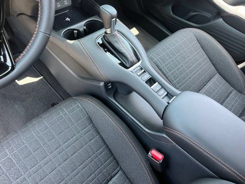 Used 2027 Honda HR-V Sport image 20