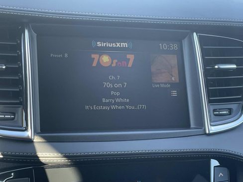 Certified 2025 INFINITI QX50 Pure image 16