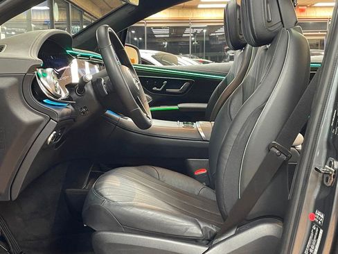 Used 2023 Mercedes-Benz EQS 580 4MATIC SUV image 12