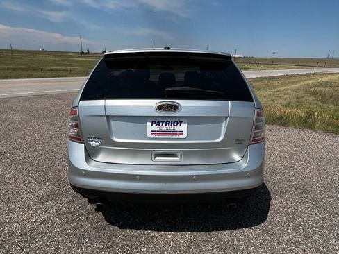 Used 2010 Ford Edge SEL AWD/4WD image 4