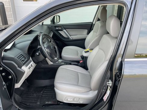 Used 2014 Subaru Forester 2.5i Touring AWD/4WD image 13