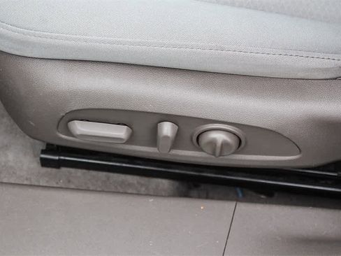 Used 2019 Chevrolet Malibu LT w/ Driver Confidence Package image 26