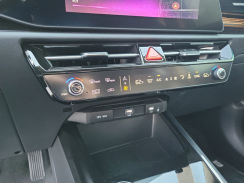New 2026 Kia Niro Wind FWD image 19