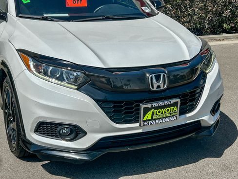Used 2021 Honda HR-V Sport image 5
