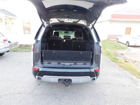 Used 2018 Land Rover Discovery HSE Luxury image 22