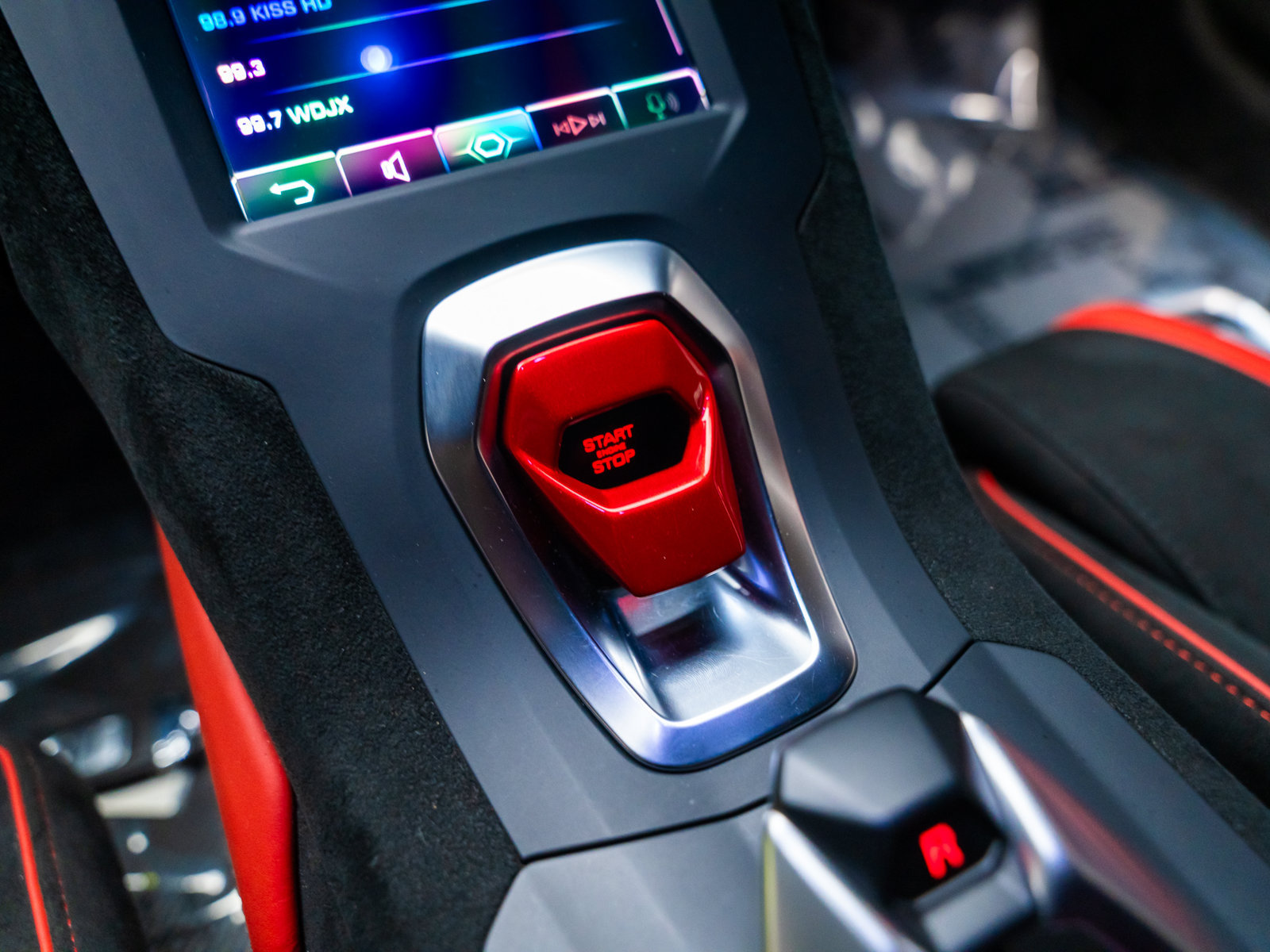 Used 2022 Lamborghini Huracan STO RWD image 68