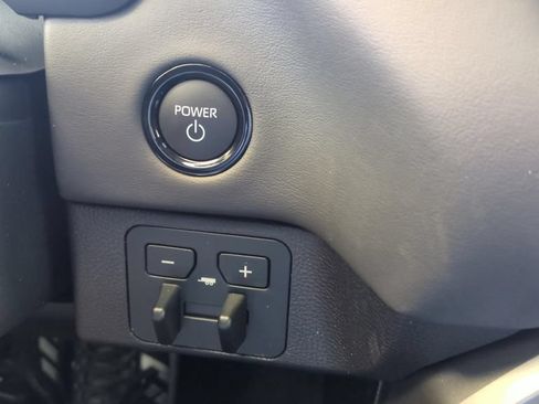 Used 2026 Toyota Sequoia Platinum AWD/4WD image 32