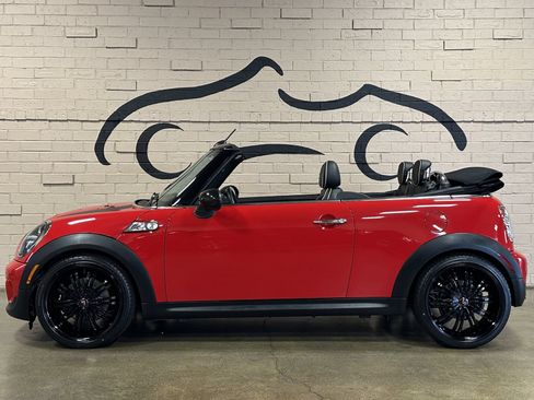 Used 2014 MINI Cooper S FWD image 11