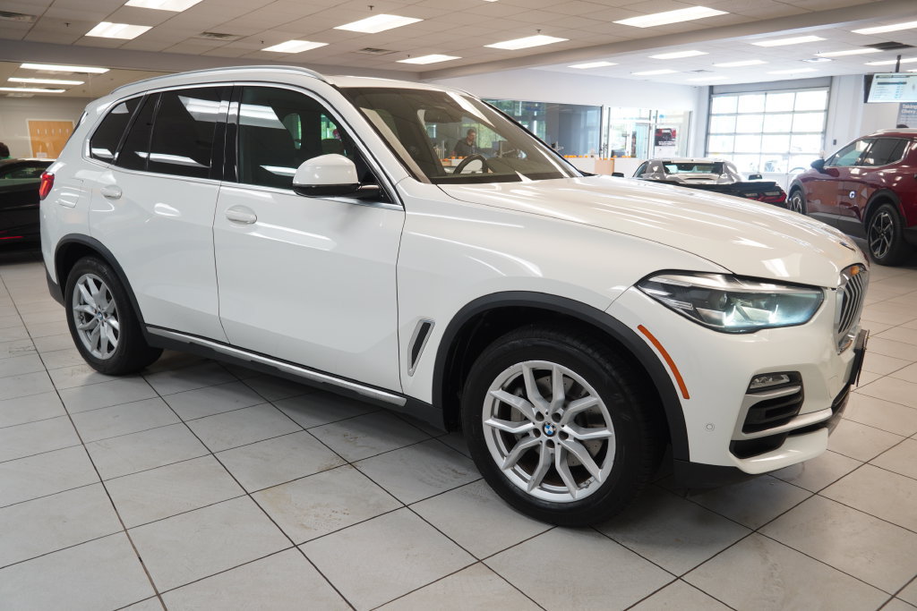 Used 2019 BMW X5 xDrive40i w/ Convenience Package AWD/4WD image 16