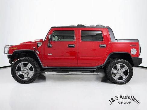 Used 2005 HUMMER H2 SUT w/ Preferred Equipment Group AWD/4WD image 4