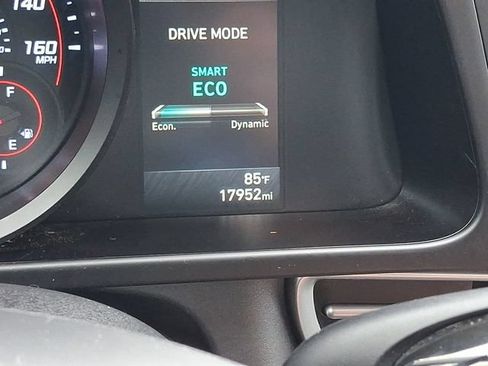 Used 2023 Hyundai Elantra SEL FWD image 19