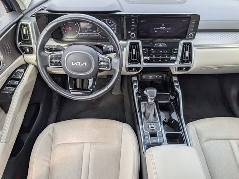 Used 2022 Kia Sorento SX image 6