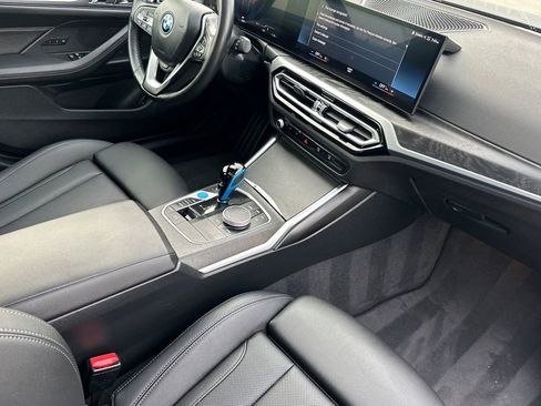 Used 2023 BMW i4 eDrive40 image 16