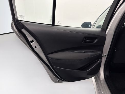 Used 2025 Toyota Corolla LE FWD image 26