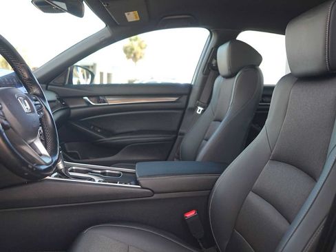 Used 2022 Honda Accord Sport image 10