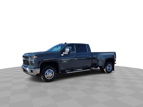 New 2026 Chevrolet Silverado 3500 LT w/ Texas Edition image 4