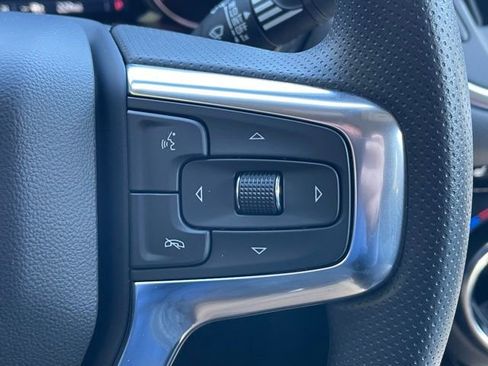 New 2025 Chevrolet Blazer LT w/ Convenience Package image 7