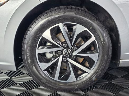 Used 2023 Volkswagen Jetta S image 12