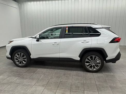 Used 2025 Toyota RAV4 XLE Premium w/ Weather Package AWD/4WD image 6