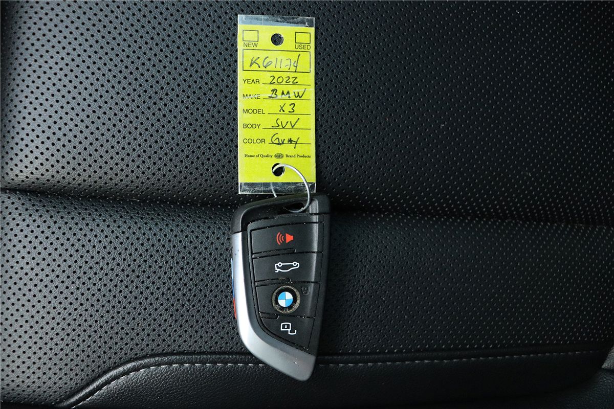 Used 2022 BMW X3 sDrive30i w/ M Sport Package RWD image 46