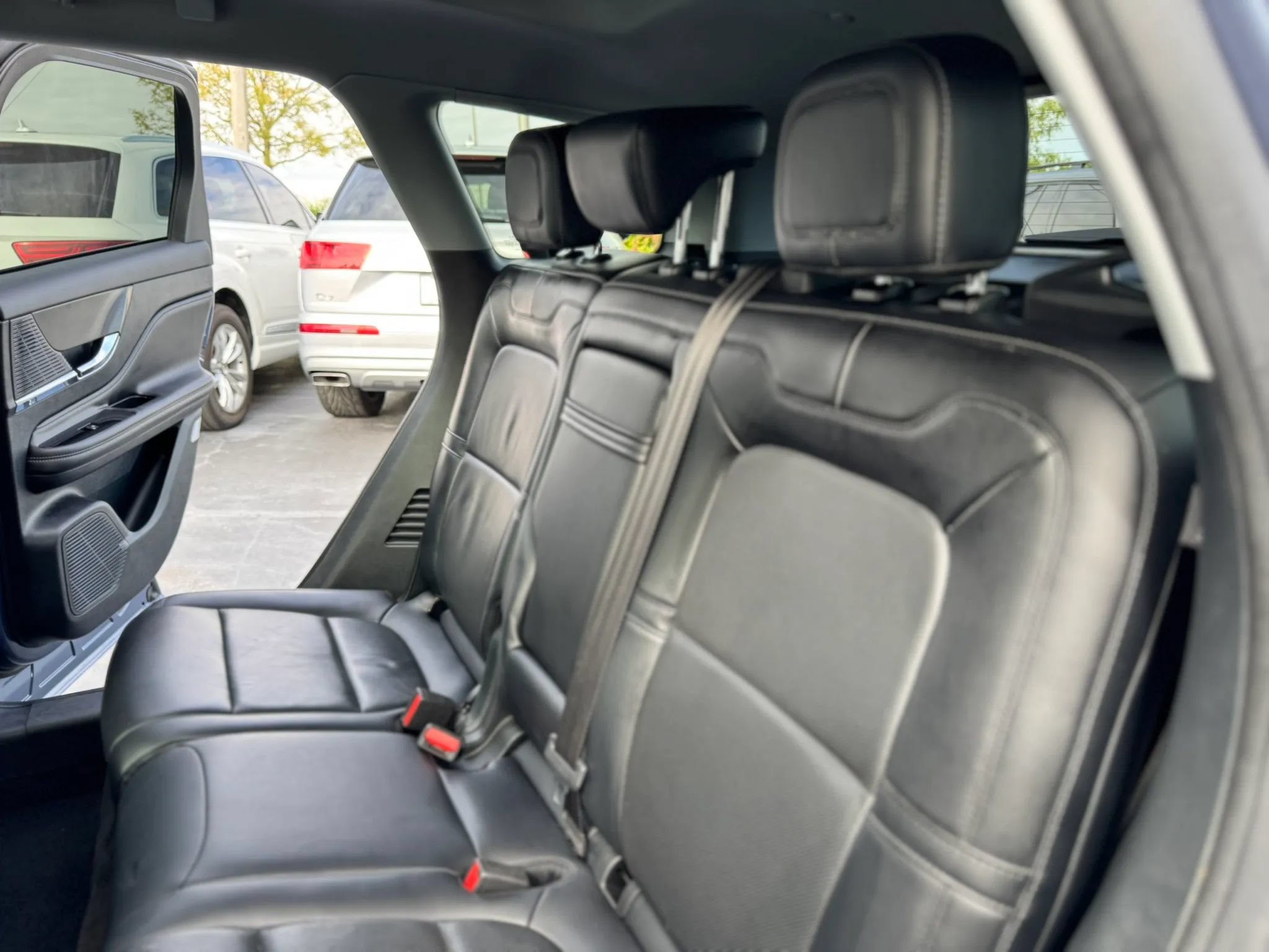 Used 2022 Lincoln Corsair AWD w/ Premium Package image 19