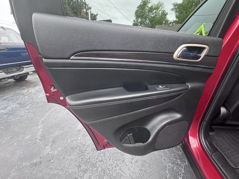 Used 2014 Jeep Grand Cherokee Limited RWD image 28
