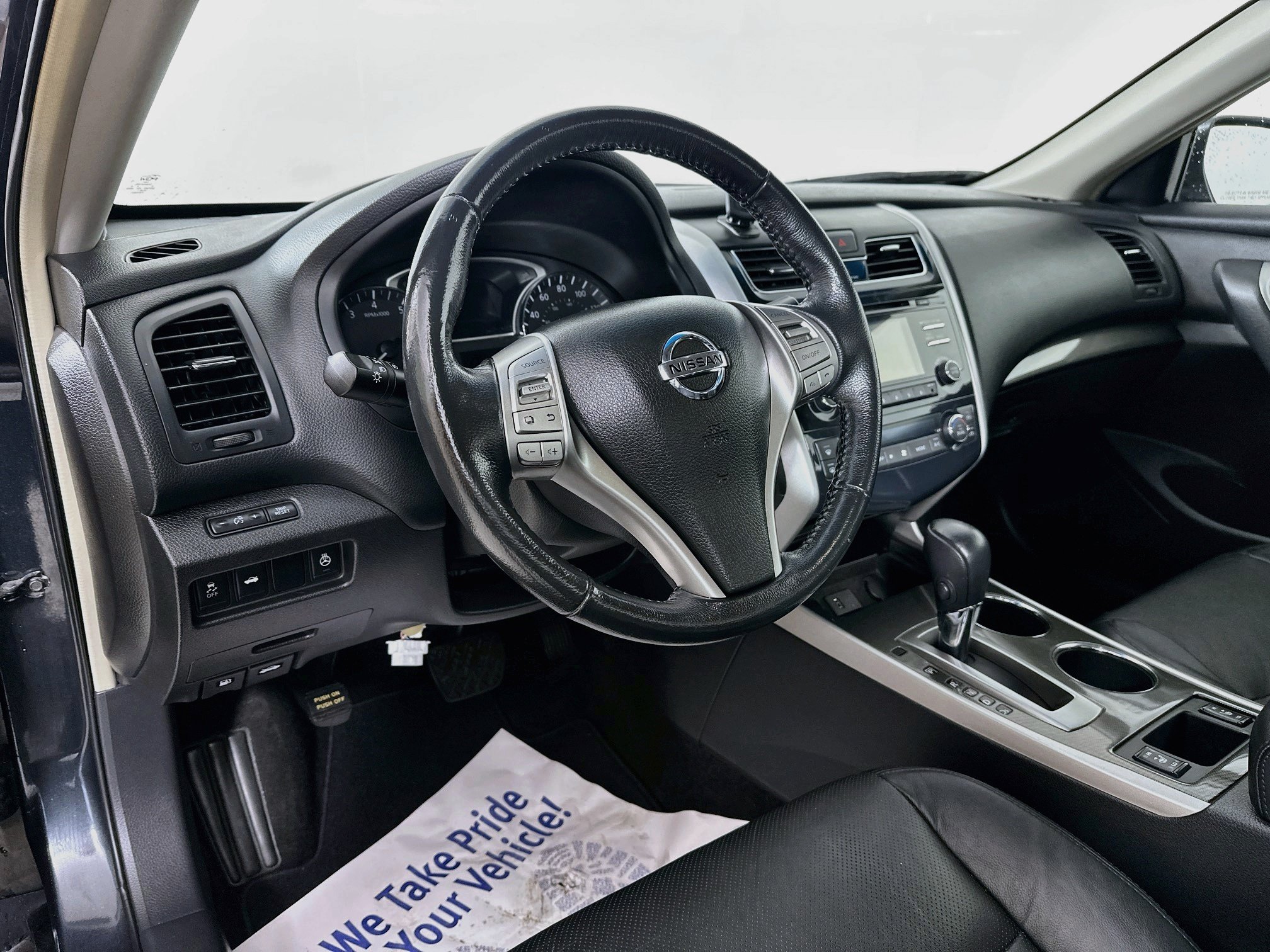 Used 2013 Nissan Altima 2.5 SL FWD image 9
