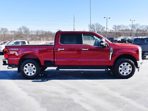Used 2023 Ford F250 Lariat w/ Chrome Package image 15