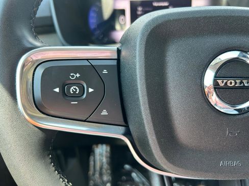 Used 2023 Volvo XC40 B5 Plus w/ Driver Assist Package AWD/4WD image 28