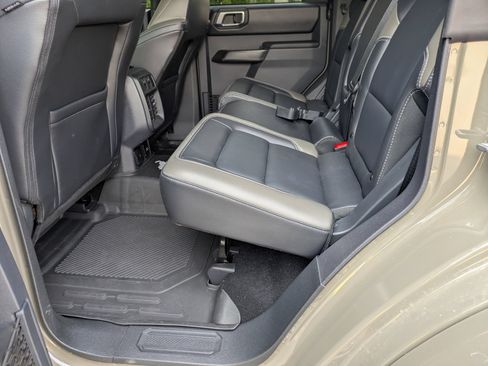 Certified 2025 Ford Bronco Outer Banks AWD/4WD image 28