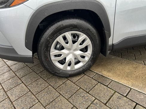 New 2026 Toyota Corolla Cross L image 10