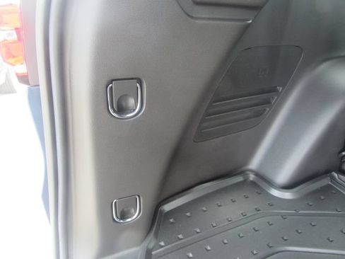 Certified 2023 Chevrolet Traverse LT w/ LPO, Floor Liner Package AWD/4WD image 26