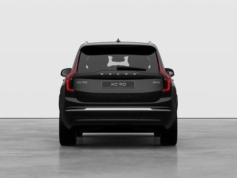 New 2026 Volvo XC90 B6 Ultra w/ Protection Package AWD/4WD image 4