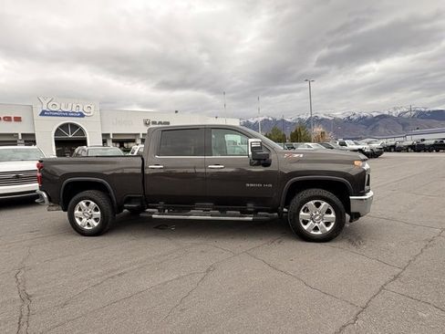 Used 2020 Chevrolet Silverado 3500 LTZ w/ LTZ Premium Package image 2