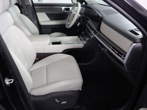 Used 2024 Hyundai Santa Fe Limited image 26