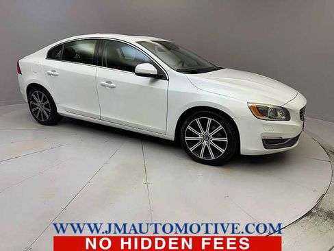 Used 2018 Volvo S60 T5 Inscription Platinum AWD/4WD image 7