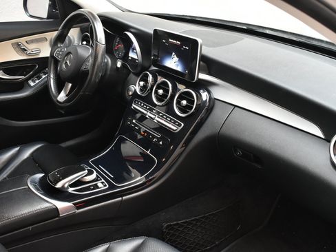 Used 2016 Mercedes-Benz C 300 4MATIC Sedan image 19