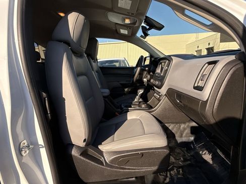 Used 2022 Chevrolet Colorado W/T w/ Custom Special Edition image 25