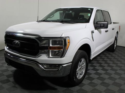 Used 2022 Ford F150 XLT w/ Equipment Group 301A Mid image 4