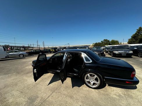 Used 2003 Jaguar XJ8 RWD image 82