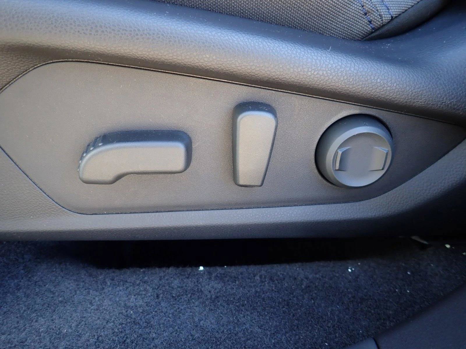 Used 2026 Subaru Forester Premium AWD/4WD image 12