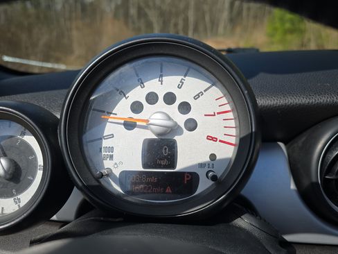 Used 2014 MINI Cooper Convertible image 19