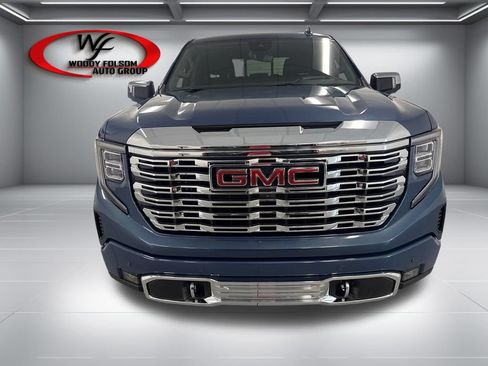 Used 2025 GMC Sierra 1500 Denali w/ Denali Reserve Package AWD/4WD image 2