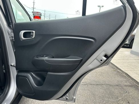 Used 2023 Hyundai Venue SEL w/ Cargo Package image 24