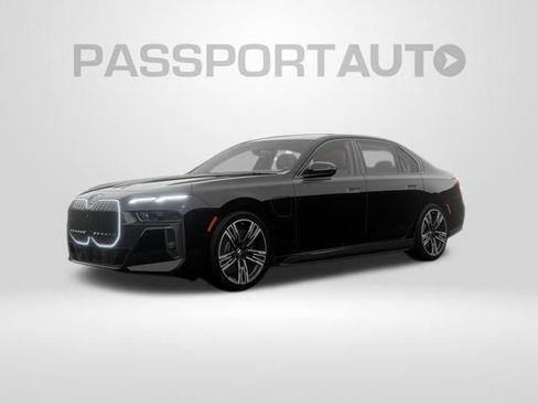 New 2026 BMW 750e xDrive AWD/4WD image 1